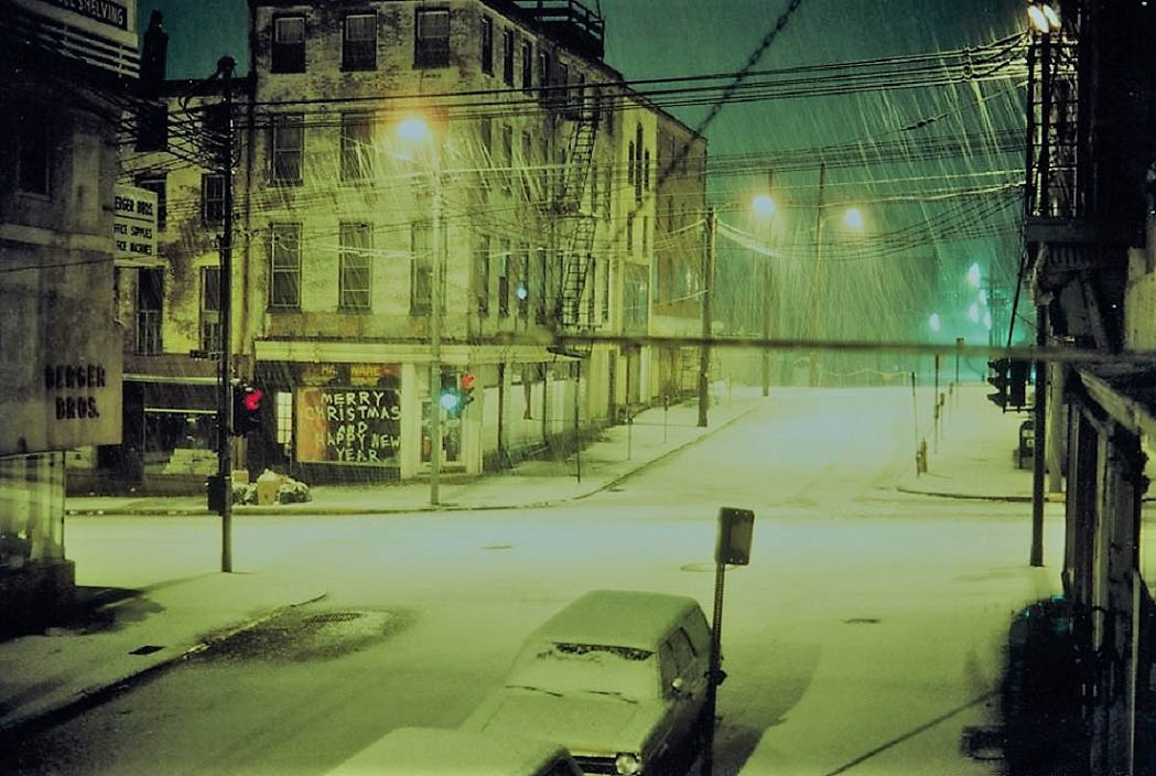 3RD AND MARKET STREETS WILMINGTON DE CHRISTMAS DECEMBER 1975