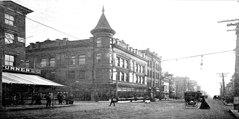 7TH AND MARKET STREETS IN WILMINGTGON DELAWARE CIRCA 1906