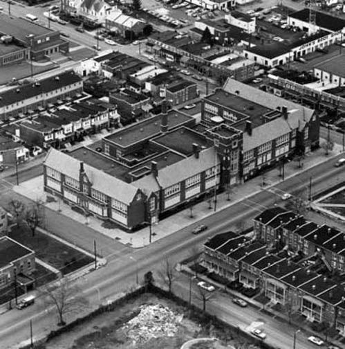 Charles B Lore School  AT 3RD ST AND BAYNARD AVE IN WILM DE CIRCA 1960s