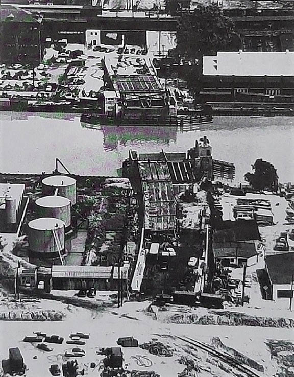 Christina River Walnut Street Bridge in Wilmington DE 1950s