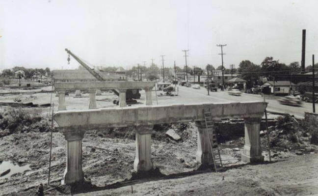 Construction of the Elsmere DE Bridge late 1940s