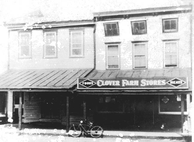 Cornog's Store on Clinton Street in Delaware City DE 1950s