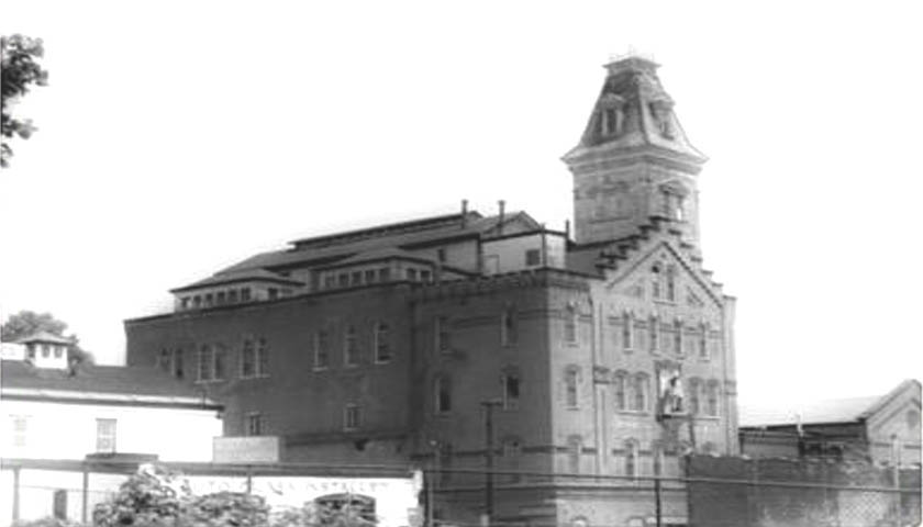 Diamond State Brewery Stoeckle Brewery 5th and Adams Streets in Wilmington DE 1958
