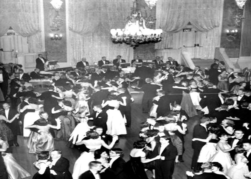 HOTEL DUPONT GREEN ROOM IN WILMINGTON DE 1913