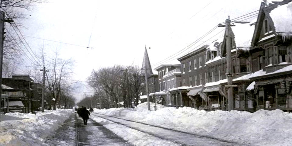 MARKET STREET LOKING NORTH TO 10TH STREET AFTER THE 1888 BLIZZARD IN WILMINGTON DELAWARE 1888
