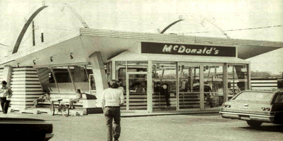 MCDONALDS IN NEWARK DELAWARE 1971