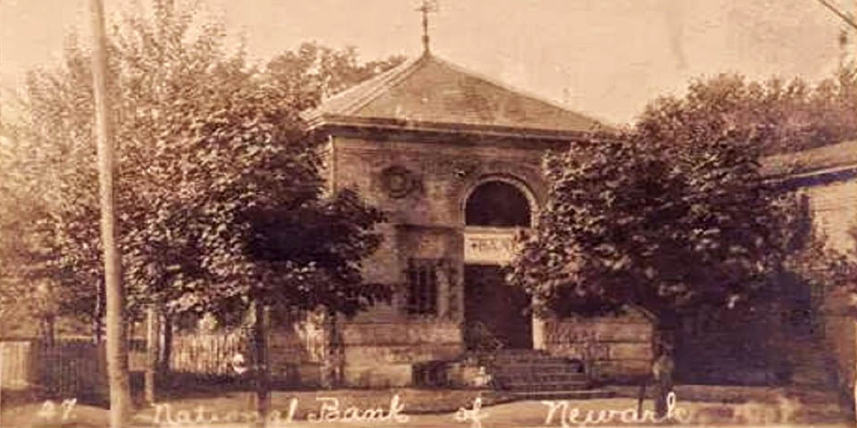 National Bank of Newark Delaware on Main Street in 1908