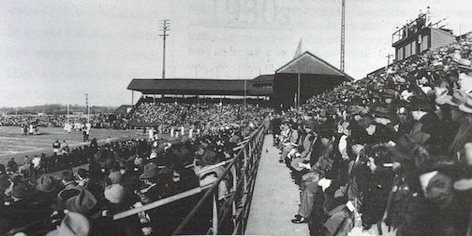 Sell out crowd Wilmington Clippers Pro Football Team at Wilmington Park Delaware 1930