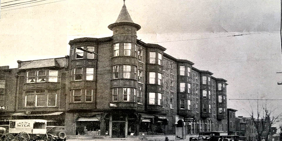 SIMON HOTEL AT 8TH AND KING STREETS IN WILMINGTON DELAWARE CIRCA 1930s