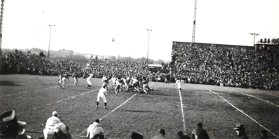 University of Delaware FOOTBALL GAME VS Muhlenberg Mules at the WILMINGTON BALL PARK  NOVEMBER 23RD 1946 - A