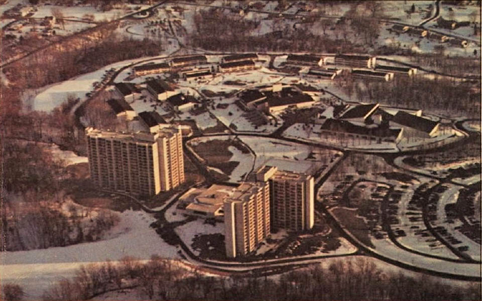University of Delaware TOWERS AND PENCADER DORMS AREAL VIEW 1977-78