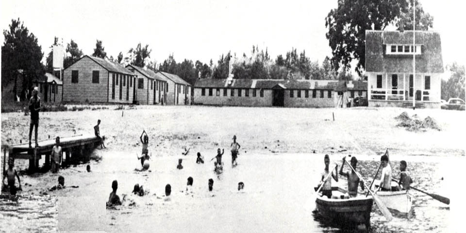 WATER SPORTS AT CAMP BARNES IN FRANKFORD DELAWARE 1950