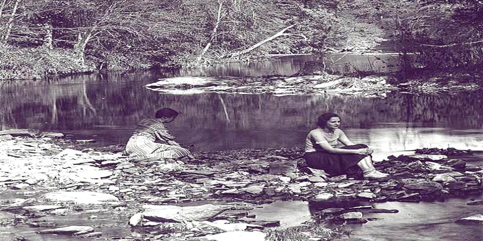 WHITE CLAY CREEK CHEWING GUM ROCK IN NEW CASTLE DELAWARE October 30th 1933