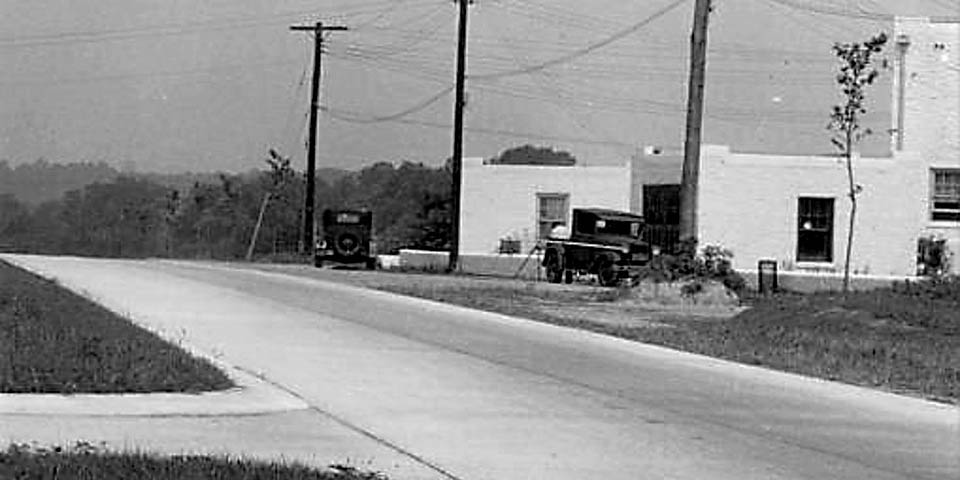 Washington Street Extention at Philadelphia Pike Villa Monterey Company in Wilmington Delaware early 1930s