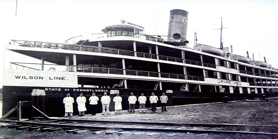 Wilson employees pose with State of Pennsylvania at the Wilmington Wharf in Delaware 1931