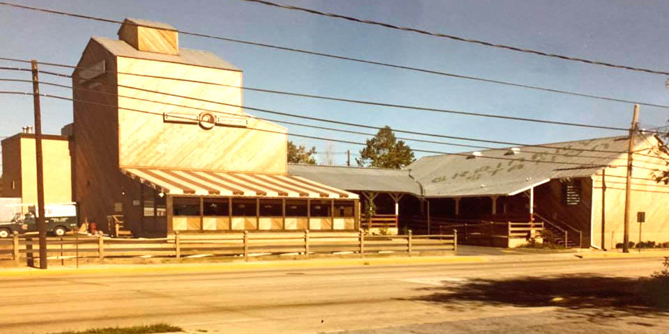 Wintons Restaurant on Elkton Road in Newark Delaware July of 1978