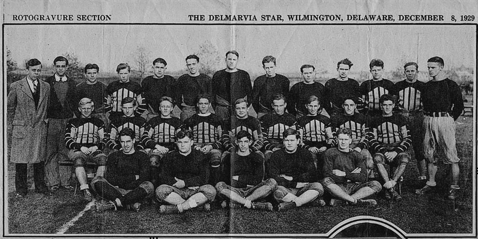 WILMINGTON DELAWARE FOOTBALL TEAM IN DELMARVA STAR NEWS PAPER 12-8-1929 