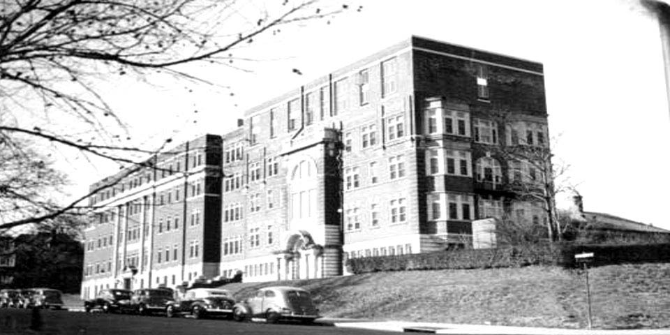 WILMINGTON GENERAL HOSPITAL on Broom Street in Wilmington Delaware 1940s